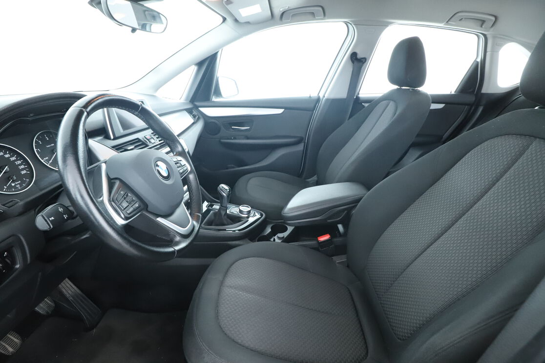 BMW Série 2 Active Tourer 214d Lounge – Image 2