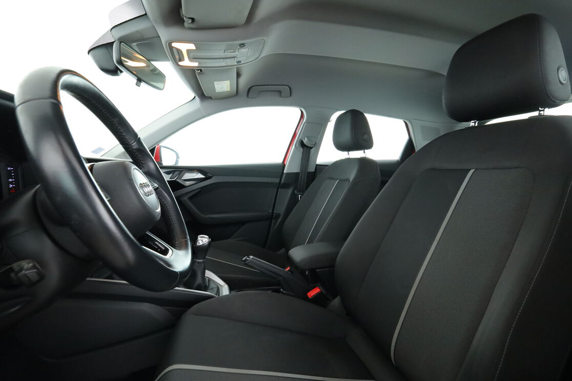 Audi A1 Sportback 25 TFSI Design – Image 6