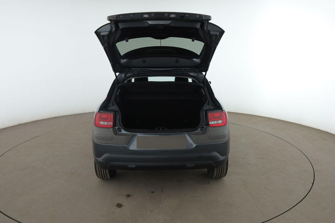 Citroen C4 Cactus 1.6 Blue-HDi Shine Edition – Image 6