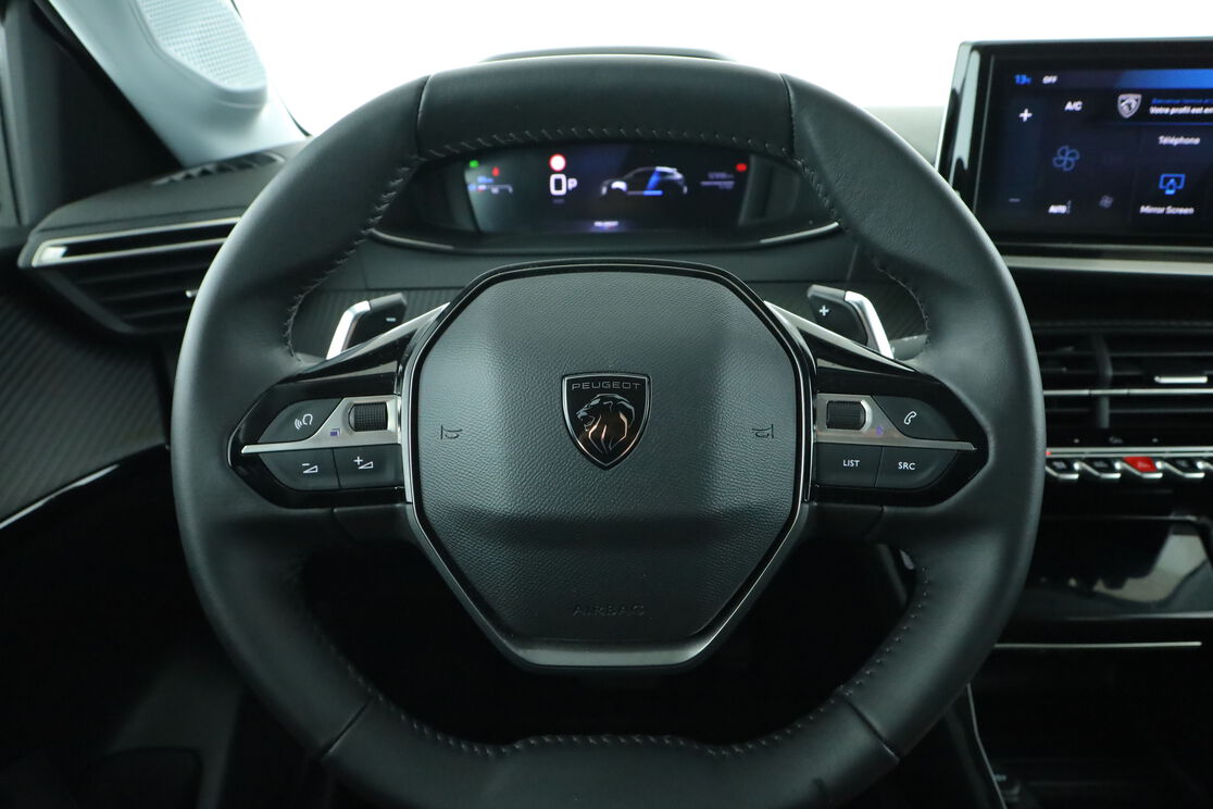 Peugeot 208 1.2 Hybrid Allure e-DCS6 – Image 3