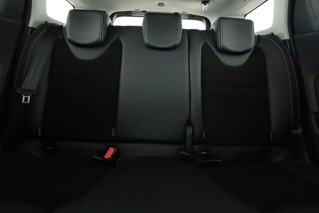 Renault Clio Estate 1.2 TCe Energy Intens – Image 9