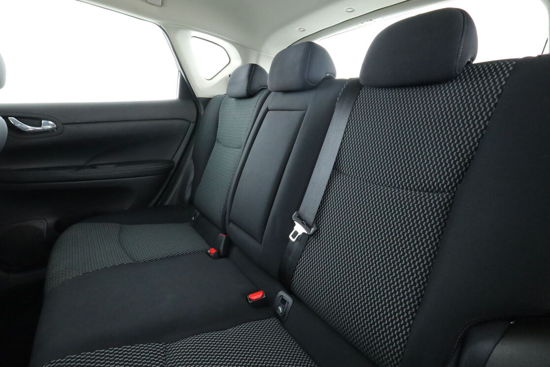 Nissan Pulsar 1.5 dCi Acenta – Image 8