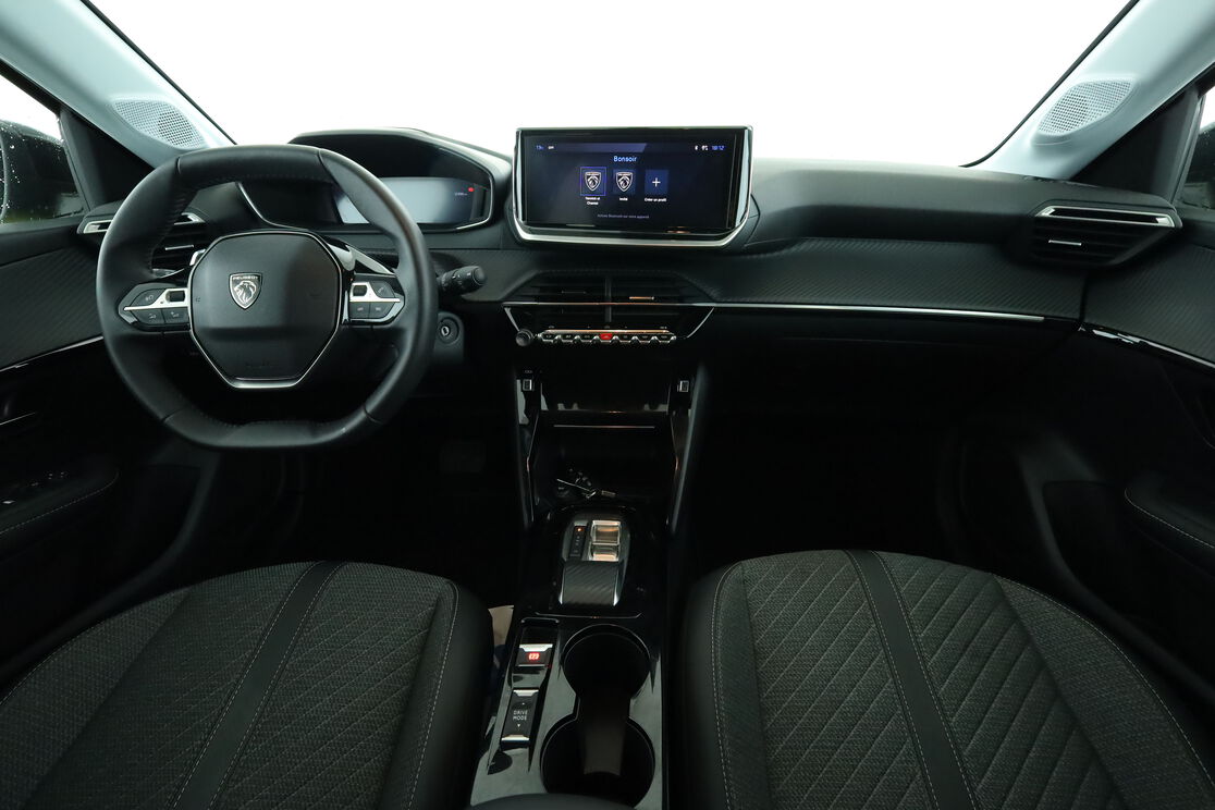 Peugeot 208 1.2 Hybrid Allure e-DCS6 – Image 4