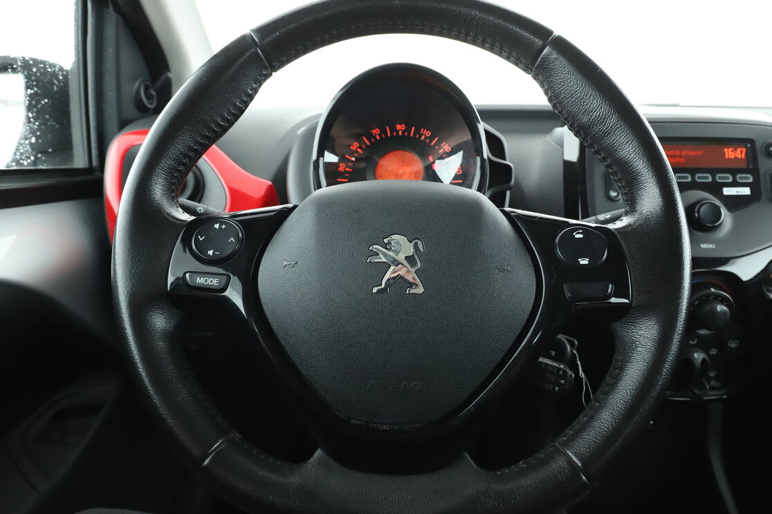 Peugeot 108 1.0 VTi Envy Top! – Image 7