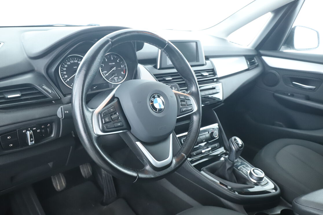 BMW Série 2 Active Tourer 214d Lounge – Image 11