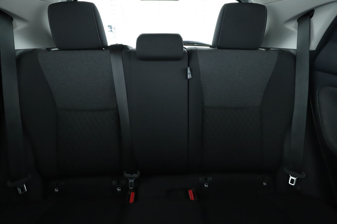 Toyota Yaris 1.5 Hybrid Design – Image 10