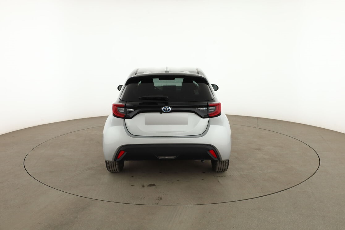 Toyota Yaris 1.5 Hybrid Design – Image 11