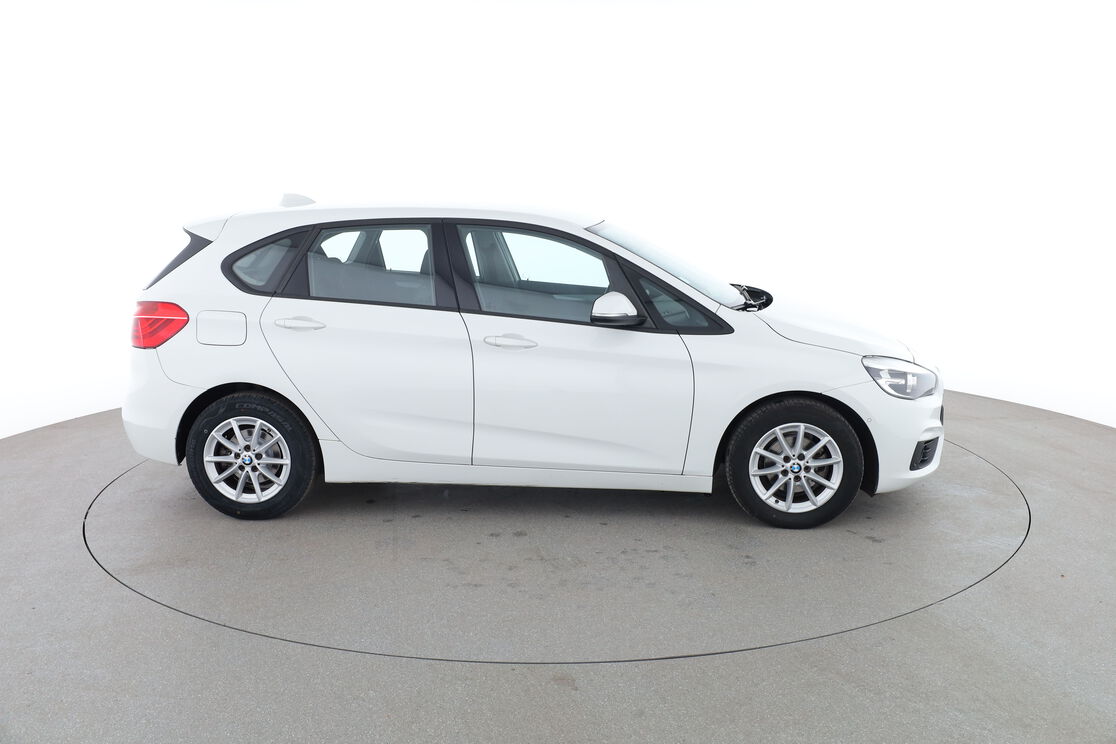 BMW Série 2 Active Tourer 214d Lounge