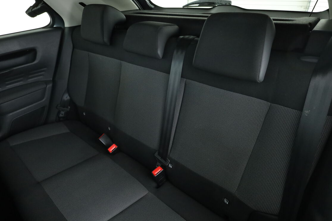 Citroen C4 Cactus 1.6 Blue-HDi Shine Edition – Image 13