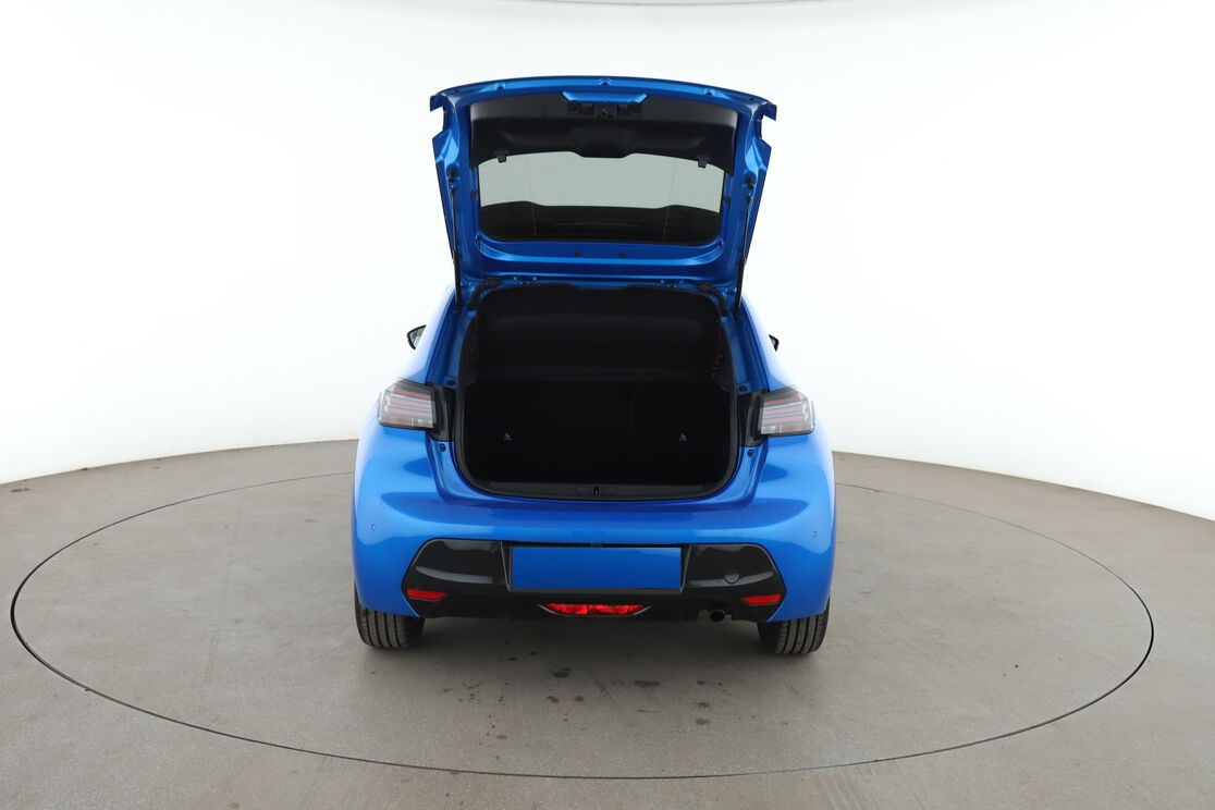 Peugeot 208 1.2 Hybrid Allure e-DCS6 – Image 12