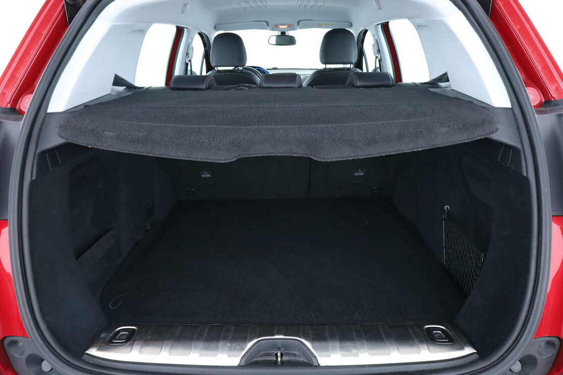 Peugeot 2008 1.2 PureTech Allure – Image 15