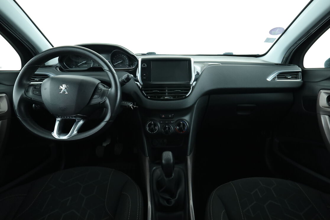 Peugeot 2008 1.2 PureTech Active – Image 3