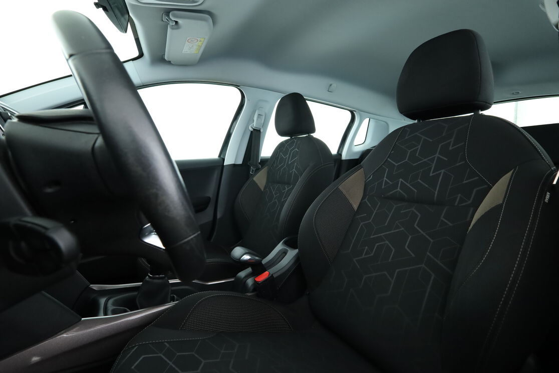 Peugeot 2008 1.2 PureTech Active – Image 9