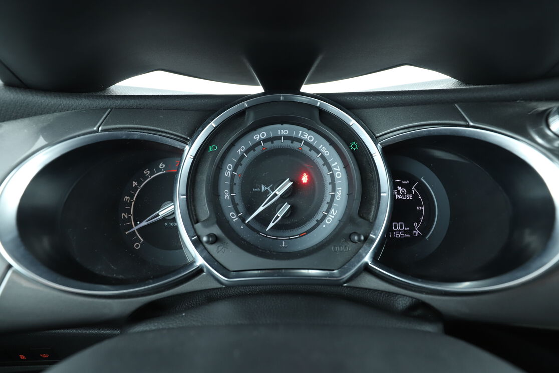 Citroen DS3 1.6 THP Sport Chic BV6 – Image 13