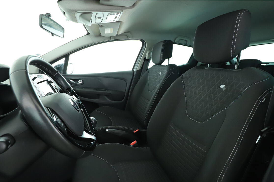 Renault Clio 1.2 Limited – Image 12